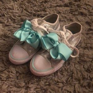 JoJo Siwa sneakers